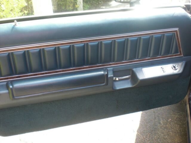 1978 Blue Ford Thunderbird Sedan