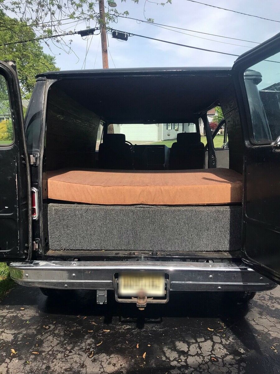1978 Chevrolet G10 Van Standard Passenger Van