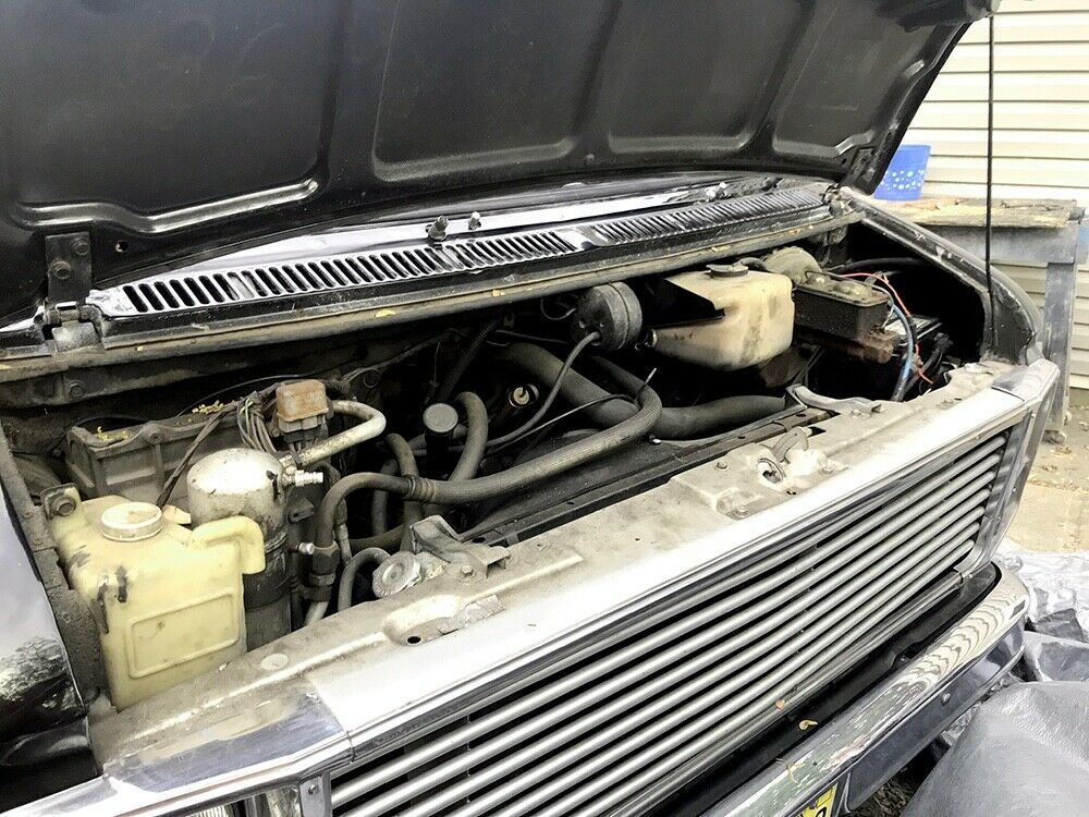 1978 Chevrolet G10 Van Standard Passenger Van