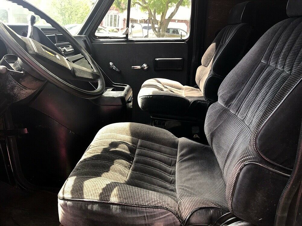 1978 Chevrolet G10 Van Standard Passenger Van