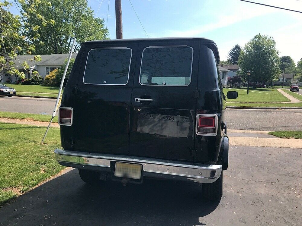 1978 Chevrolet G10 Van Standard Passenger Van