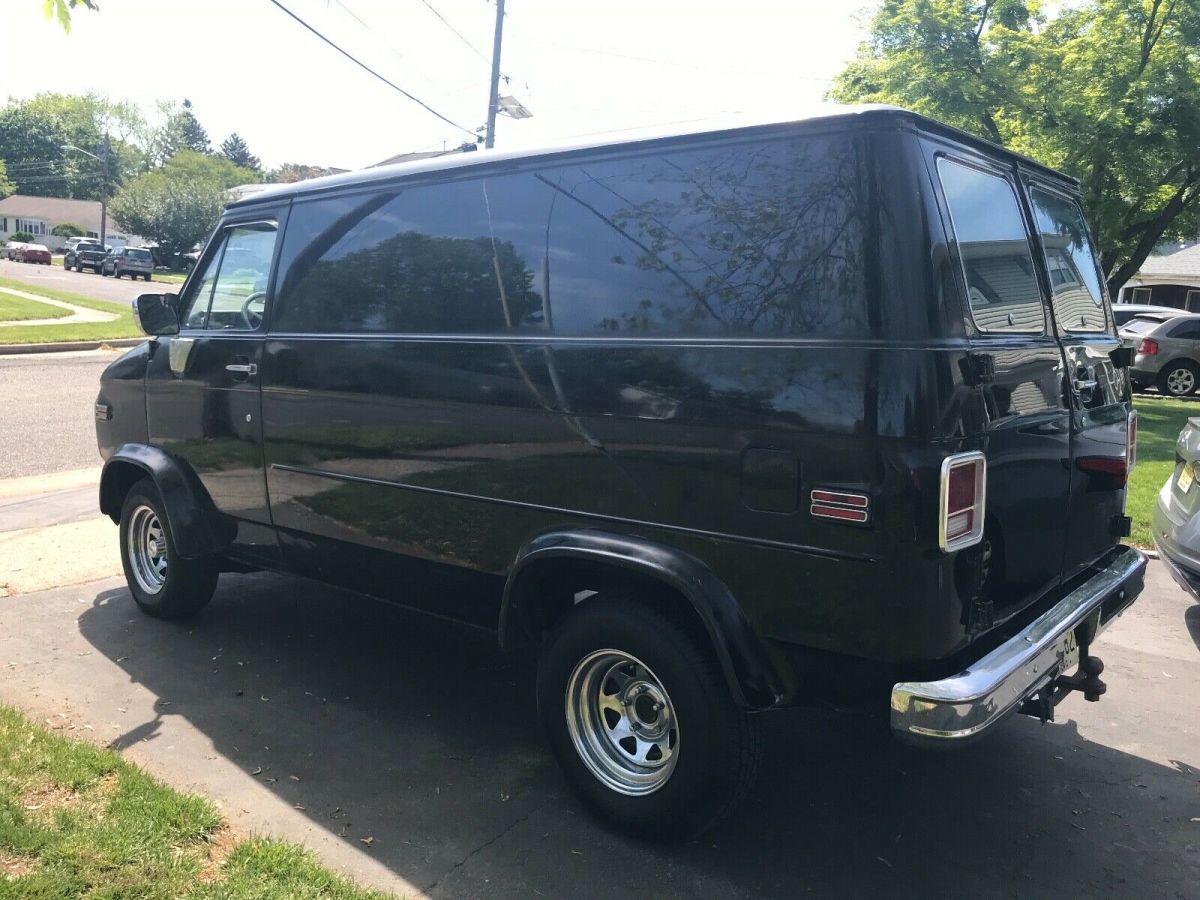 1978 Chevrolet G10 Van Standard Passenger Van
