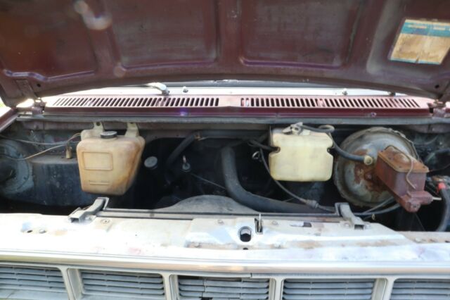 1978 Silver Chevrolet G20 Van Extended Van