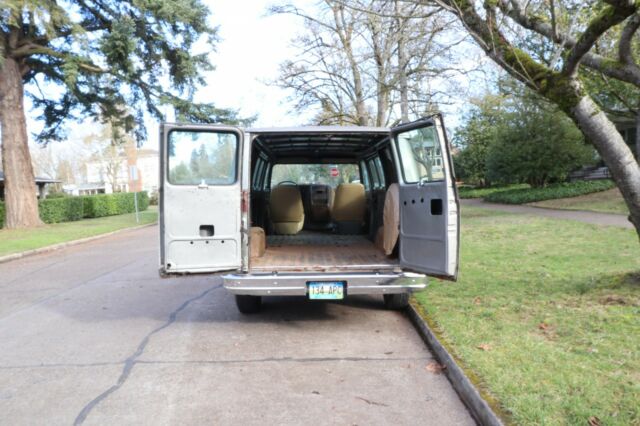 1978 Silver Chevrolet G20 Van Extended Van