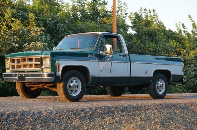 1978 Green Chevrolet C-10 truck