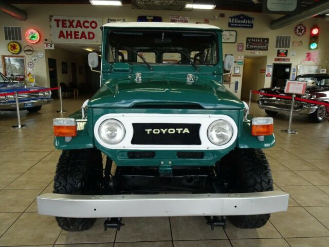 1978 Green Toyota Land Cruiser SUV