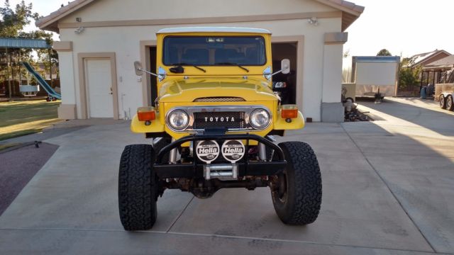 1972 Yellow ice Toyota Land Cruiser FJ40  4x4  Landcruiser