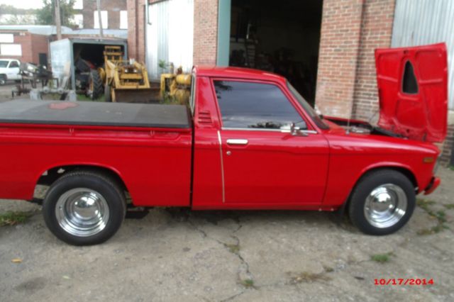1978 RED Chevrolet LUV Standard Cab Pickup