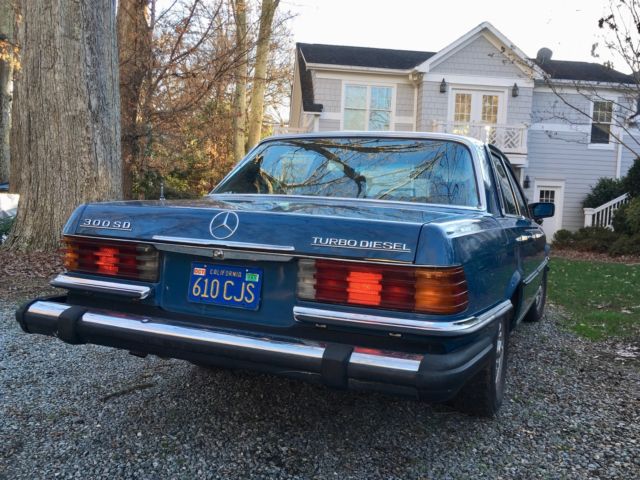 1978 Blue Mercedes-Benz 300-Series Sedan