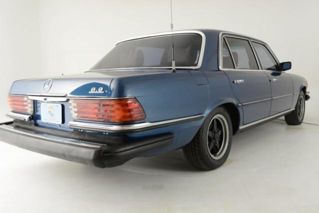 1978 -- Mercedes-Benz 400-Series Sedan