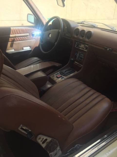 1978 White Mercedes-Benz SL-Class Coupe