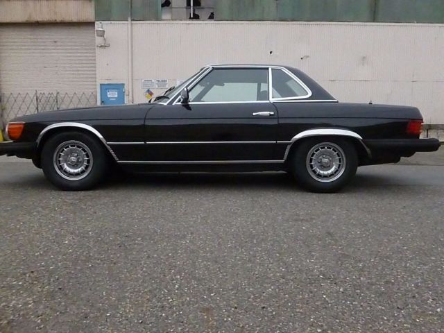 1978 Black Mercedes-Benz 400-Series