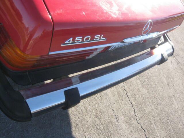 1978 Red Mercedes-Benz SL-Class Roadster