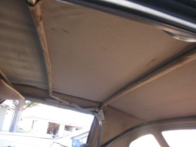 1978 Red Mercedes-Benz SL-Class Roadster