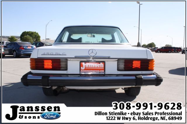 1978 White Mercedes-Benz 400-Series 2-door coupe