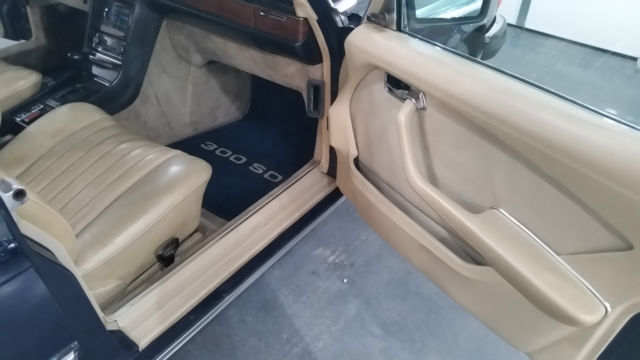 1978 Dark Blue Mercedes-Benz 300-Series 4-dr sedan