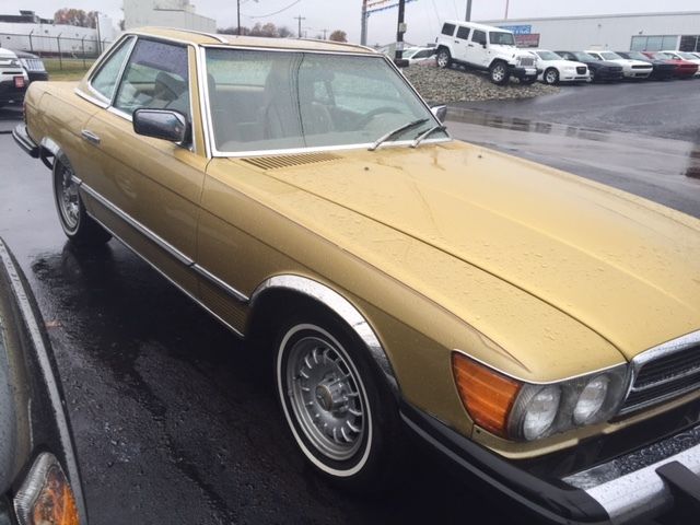 1978 Gold Mercedes-Benz SL-Class Convertible