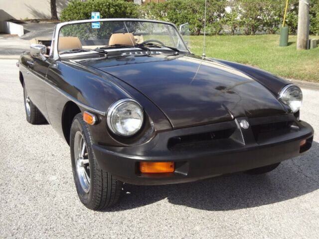 1978 Cocoa Metallic Clearcoat MG MGB --