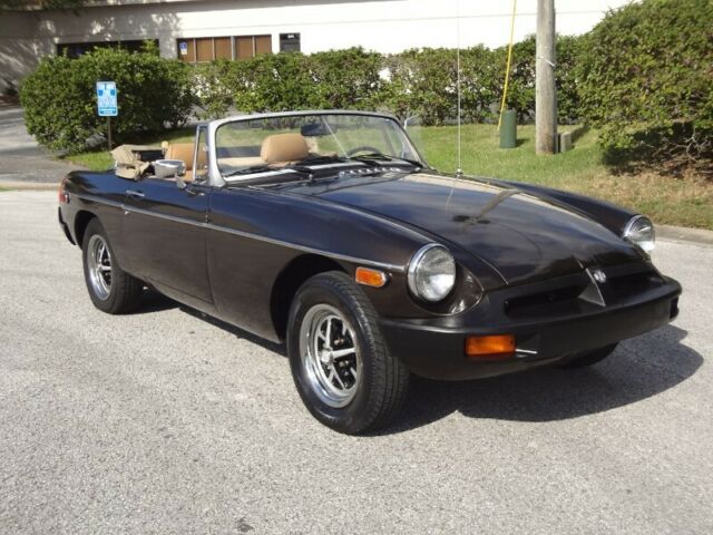 1978 Cocoa Metallic Clearcoat MG MGB --