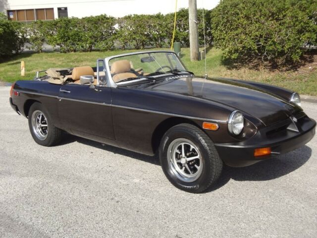 1978 Cocoa Metallic Clearcoat MG MGB --