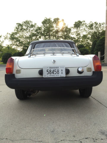 1978 White MG MGB Convertible
