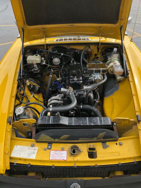 1978 Yellow MG MGB Convertible