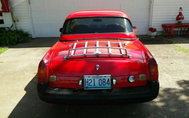 1978 Red MG MGB Convertible