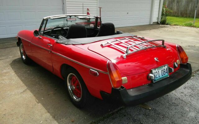 1978 Red MG MGB Convertible