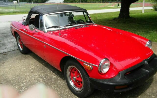 1978 Red MG MGB Convertible