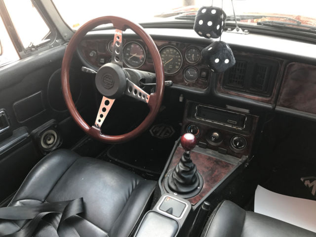 1978 Burgundy MG MGB Convertible