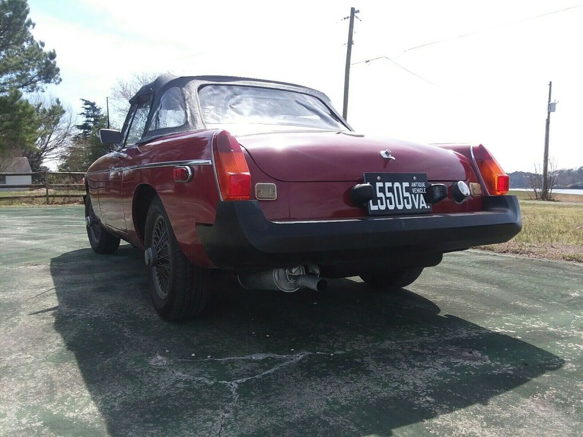 1978 Red MG MGB