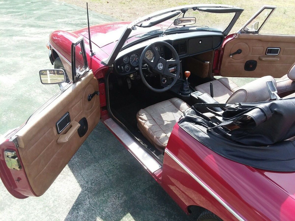 1978 Red MG MGB