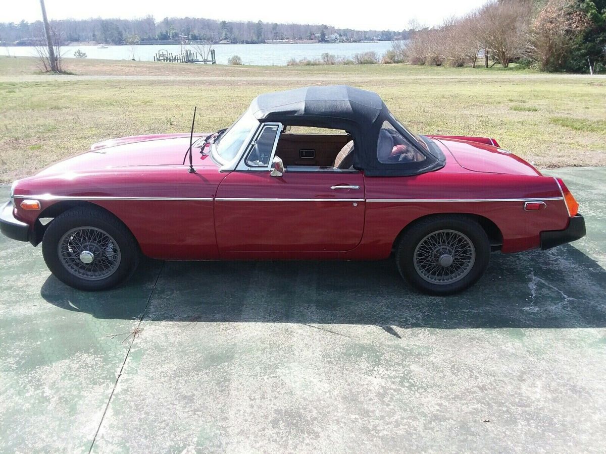 1978 Red MG MGB