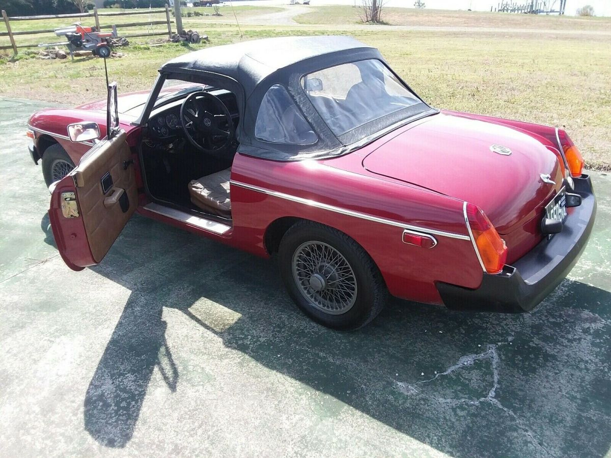 1978 Red MG MGB