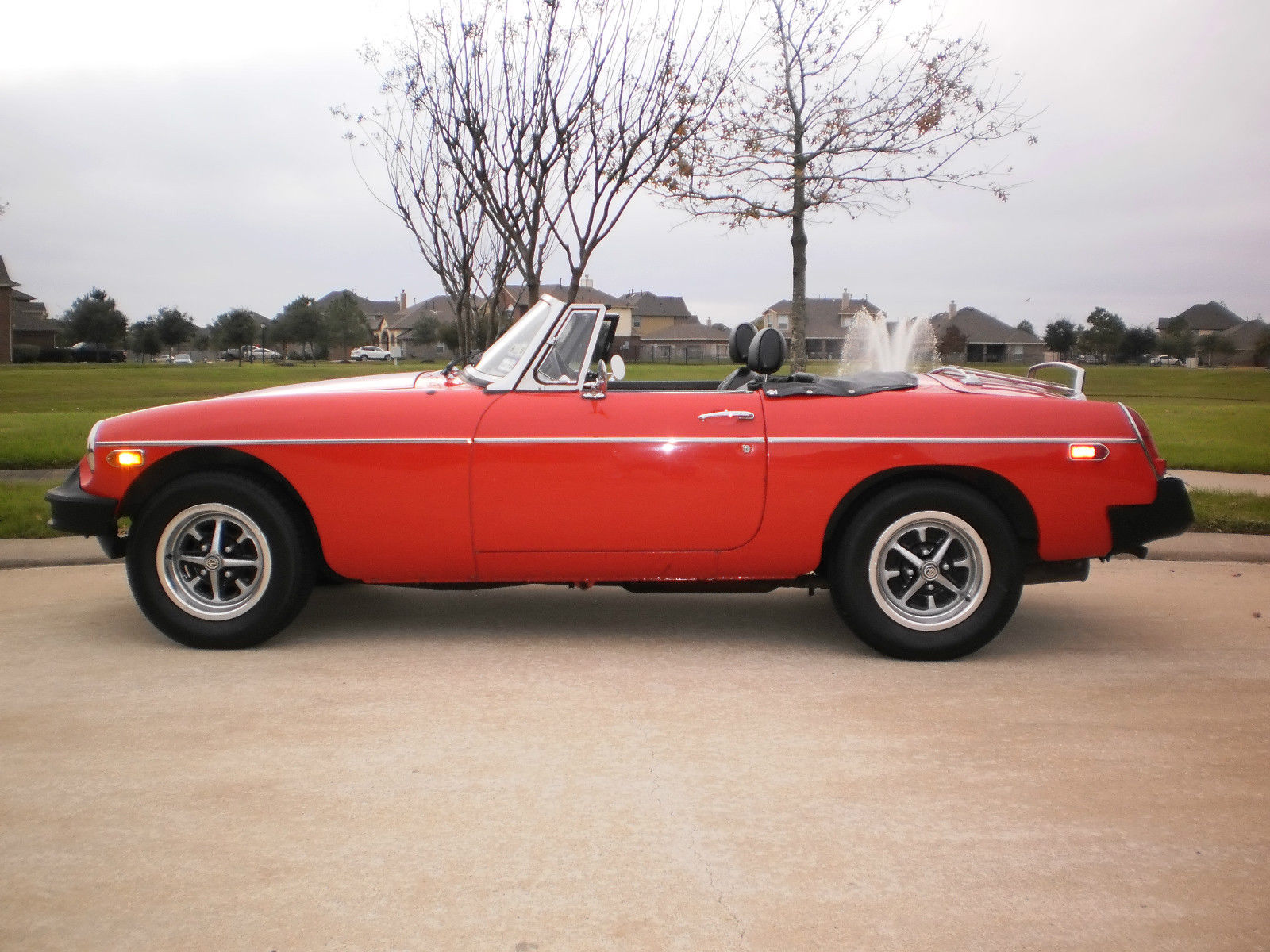 1978 Blue MG MGB Convertible