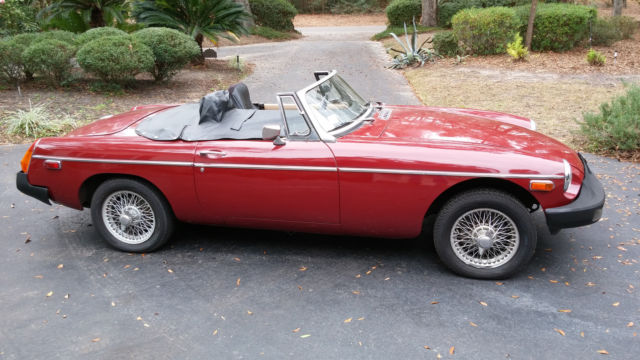 1978 Red MG MGB Convertible