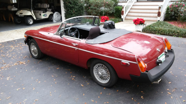 1978 Red MG MGB Convertible