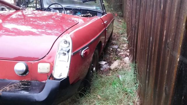 1978 Red MG MGB