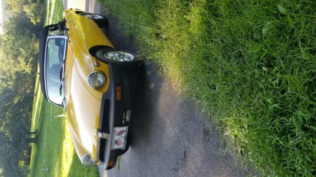1978 Yellow MG MGB Convertible