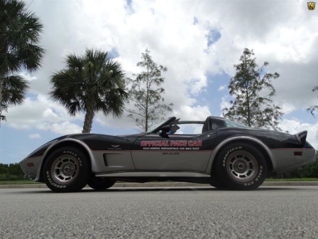 1978 Silver Chevrolet Corvette