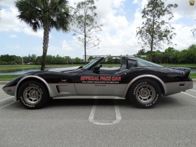 1978 Silver Chevrolet Corvette