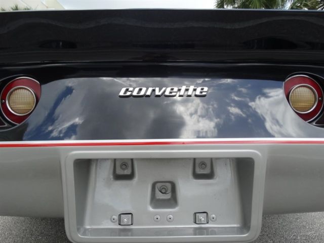 1978 Silver Chevrolet Corvette