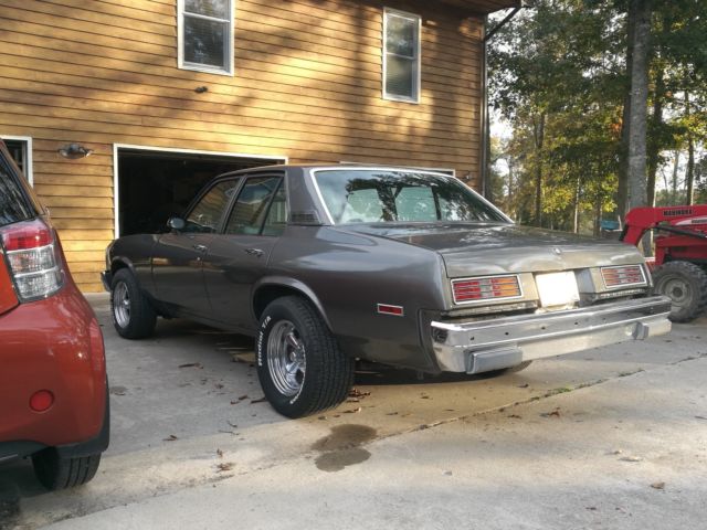 1978 Grey/silver Pontiac Phoenix Sedan