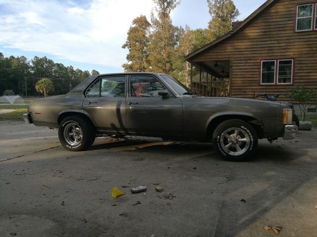 1978 Grey/silver Pontiac Phoenix Sedan
