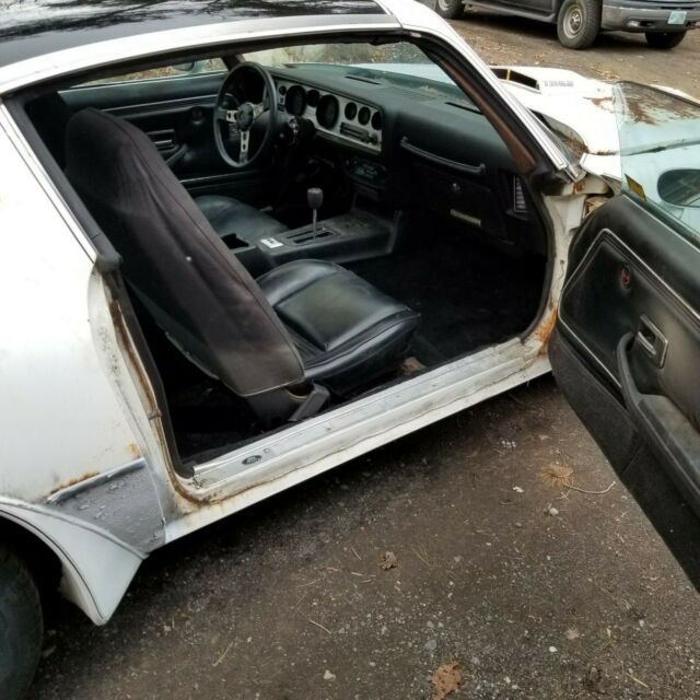 1978 White Pontiac Trans Am Coupe