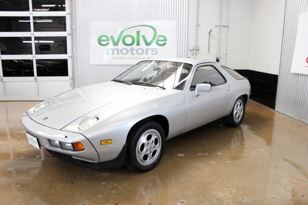 1978 Silver Porsche 928 S Motor, Pinstripe, 5spd