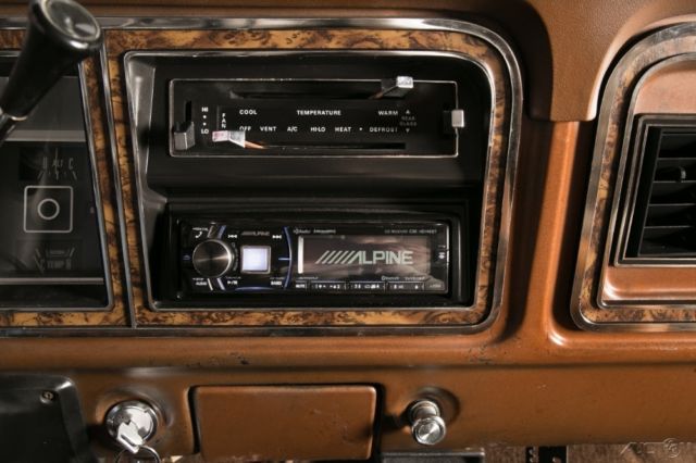 1978 Silver Ford F-250