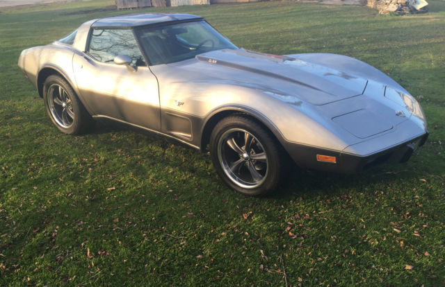 1978 Silver Chevrolet Corvette Coupe T-Top