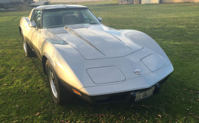 1978 Silver Chevrolet Corvette Coupe T-Top