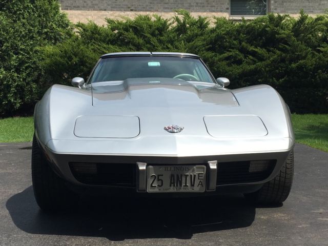1978 Silver Chevrolet Corvette Coupe